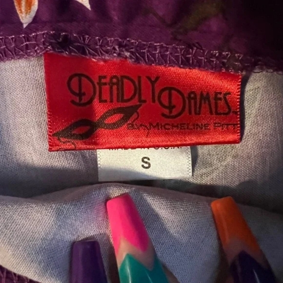Deadly Dames by Micheline Pitt Tropical Purple KinkyBox Skirt Small - Picture 3 of 5
